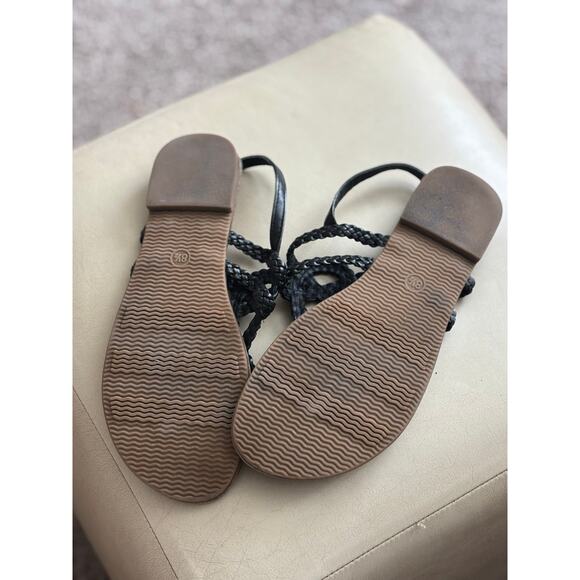 Universal Thread size 8.5 - Criss-Cross Braided Sandals - Picture 6 of 6